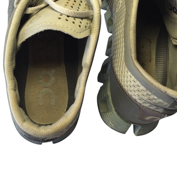 ON CLOUD Running Shoe - Picture 6 of 11